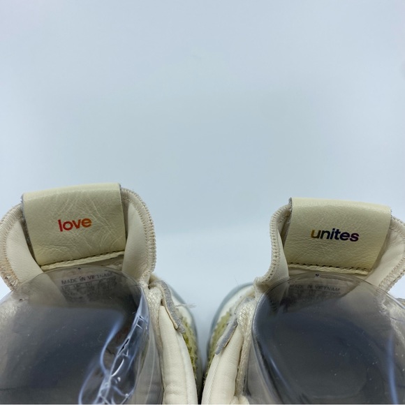 Adidas Love Unites Pride 2018 Gay Pride Sneakers Color Multi SZ 5.5 Men 6.5 W - Picture 7 of 13